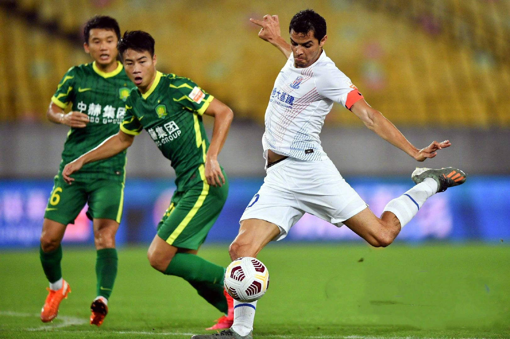 阿曼球队踢出火花，给对手上演逆袭