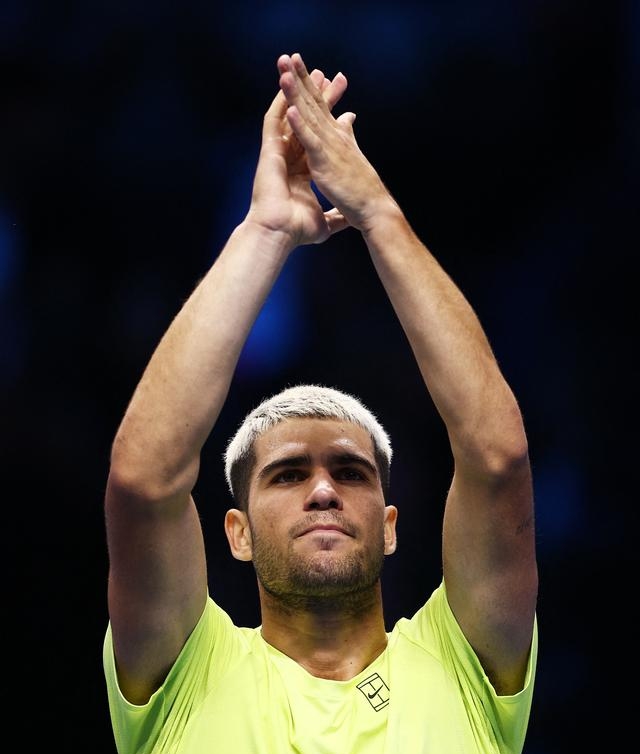 雷速下载-年终总决赛鏖战ATP总决赛，阿尔卡拉斯高光表现