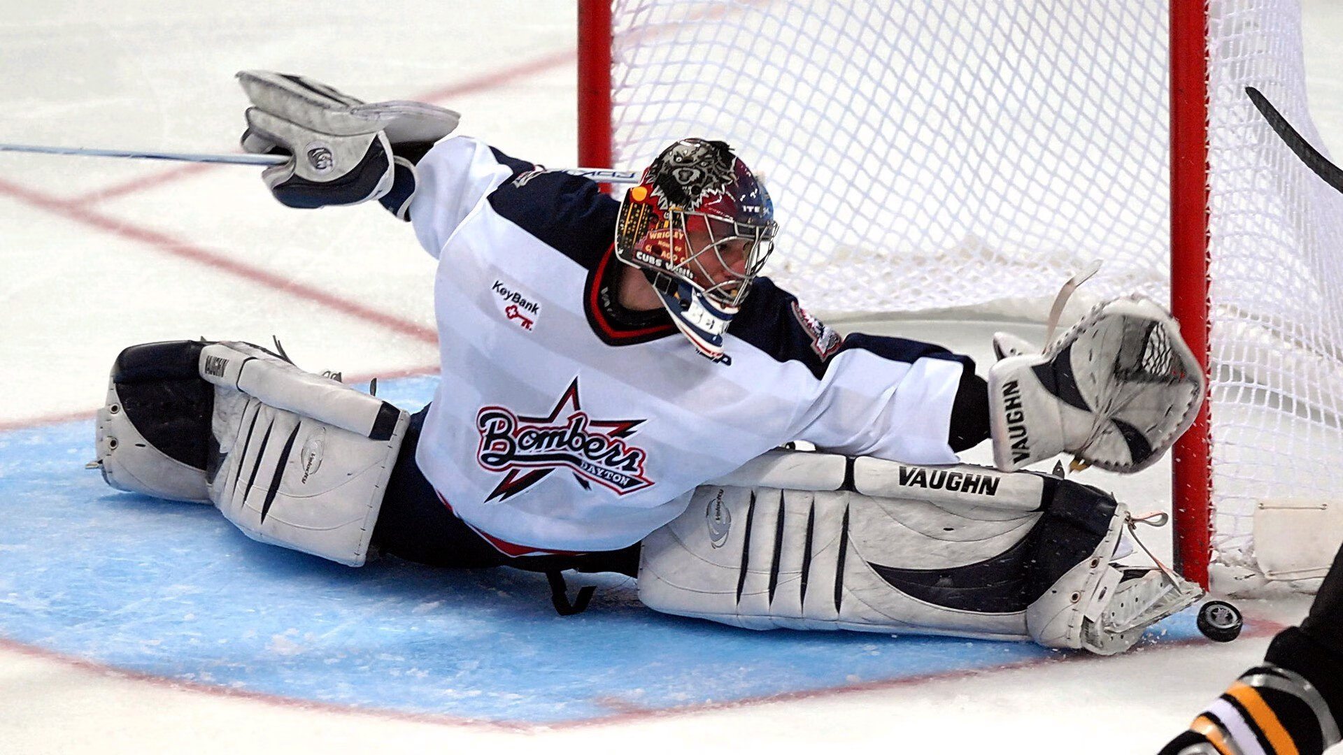 末节风暴!利拉德关键时刻连斩14分,雄鹿逆转活塞锁定胜局